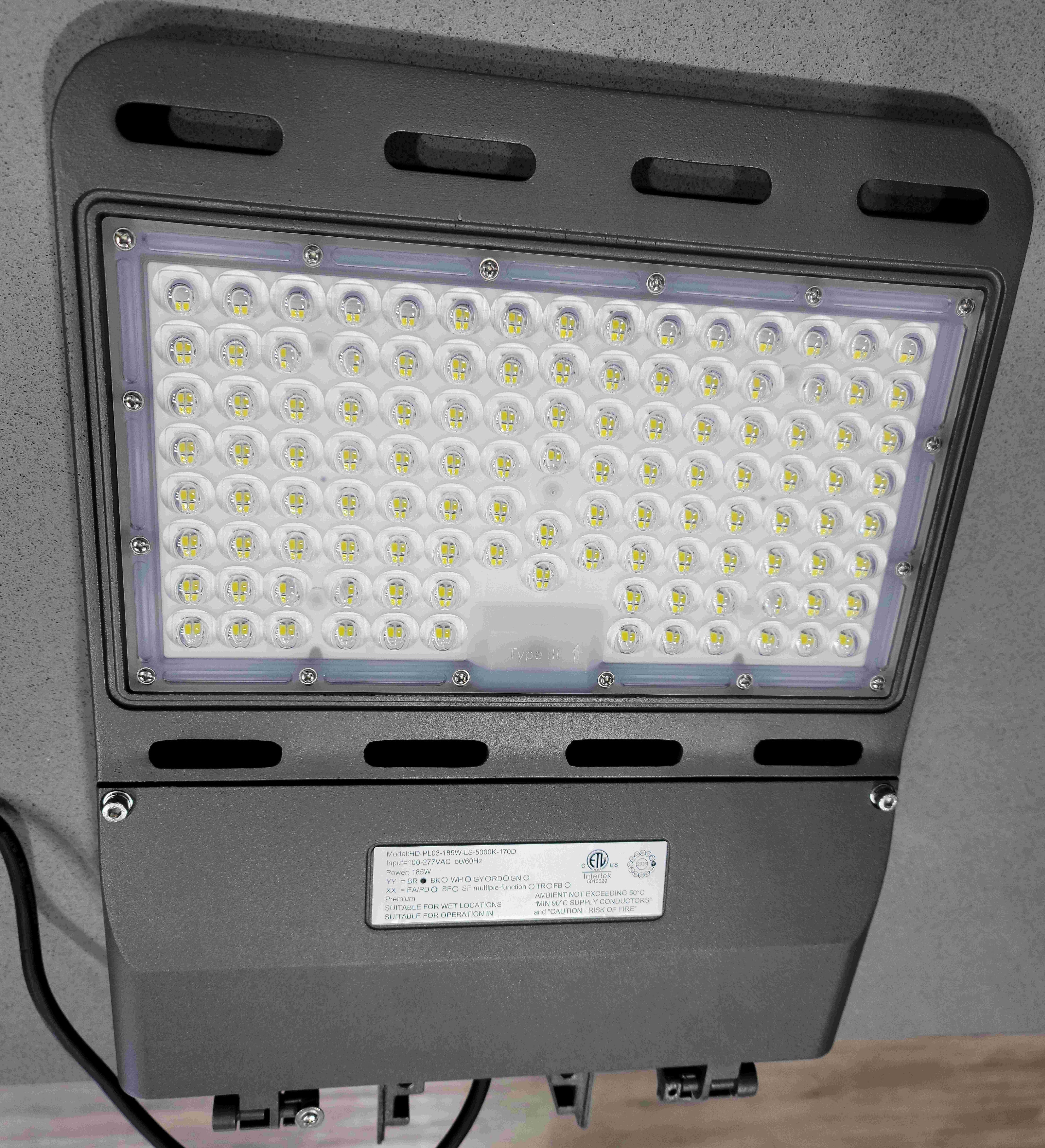 Street Pole Light 185 W