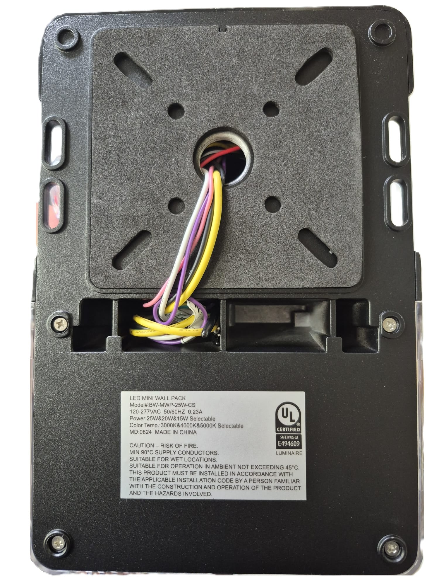 LED WALL PACK WITH PHOTOCELL SENSOR