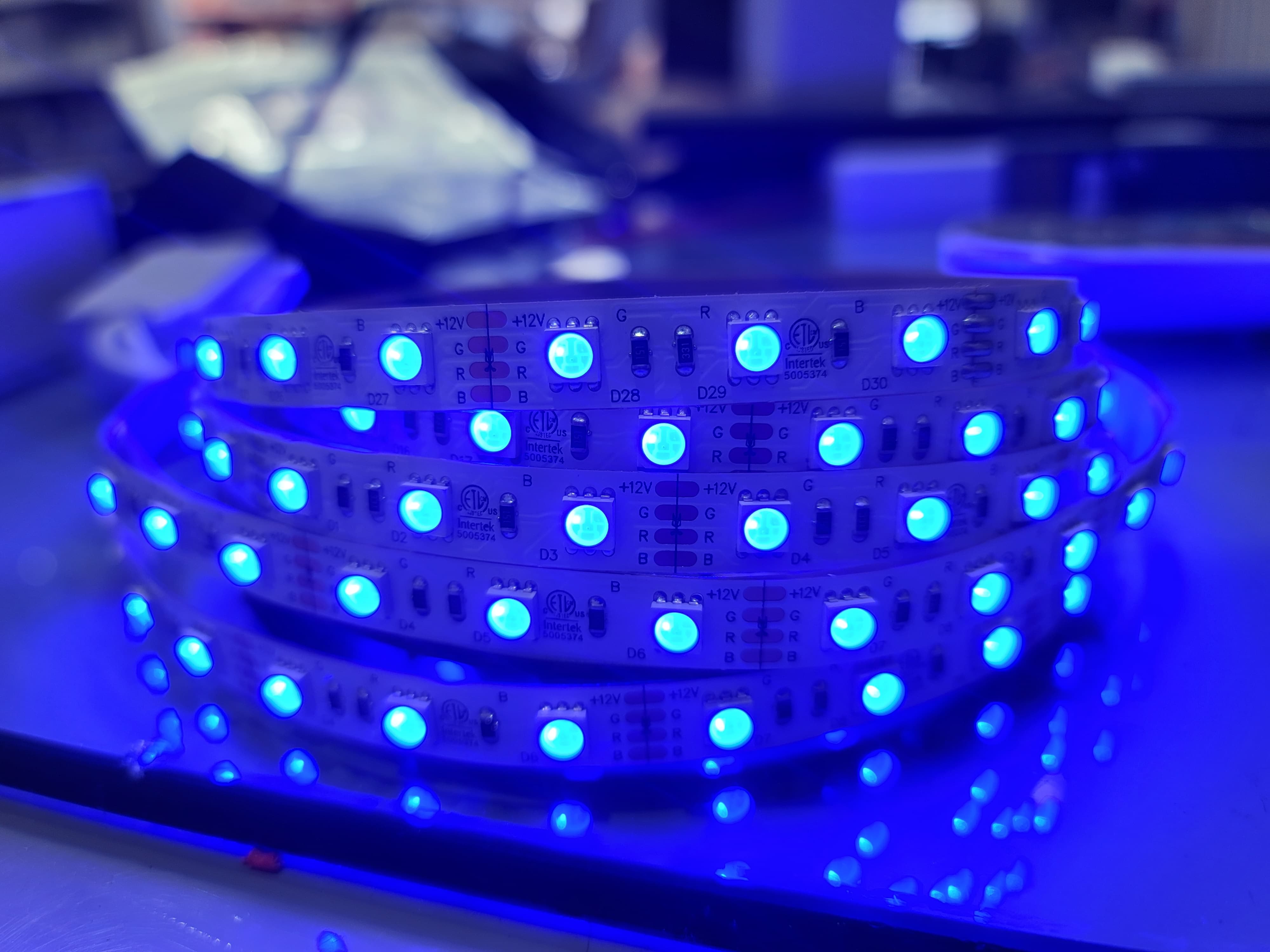 LED Strip Light 12V RGB 5 meter with 3M adhesive back 14.4Watt / meter